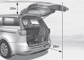 Kia Carnival: Power tailgate opening height user setting. Make sure that there are no people or objects in the path of the power tailgate